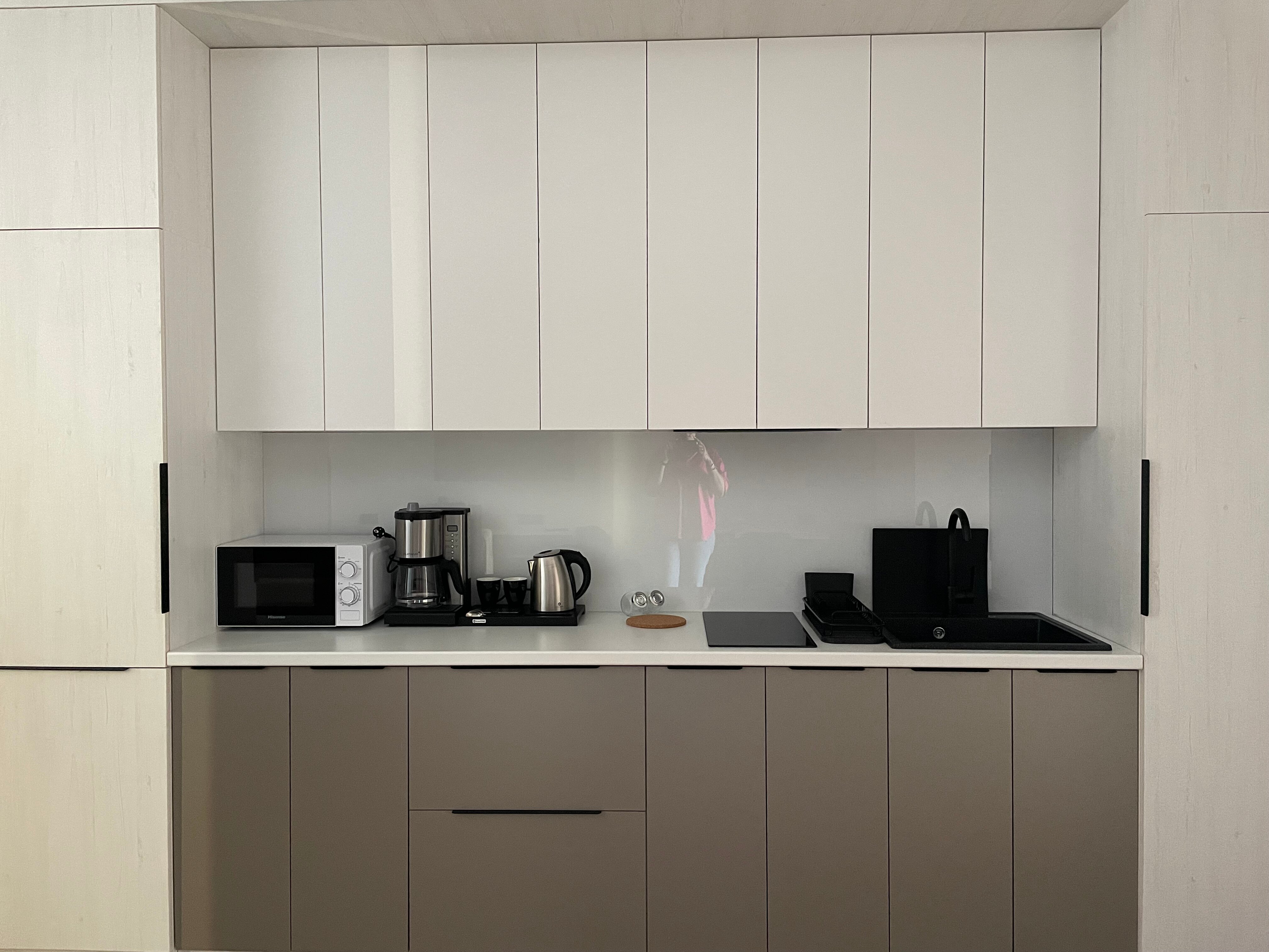 Фото 4Guest Hotel