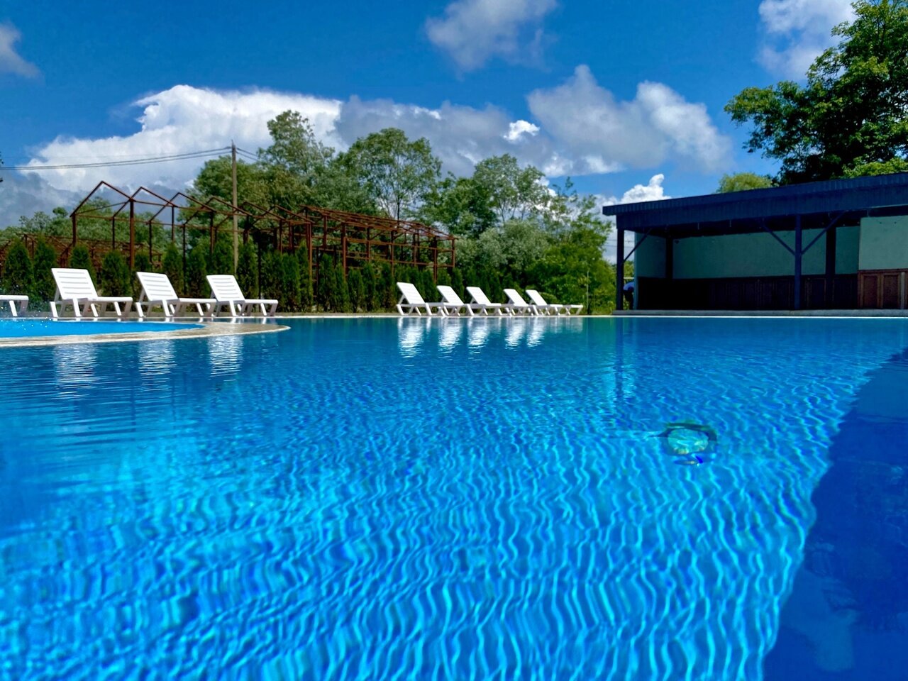 Фото Дом с бассейном