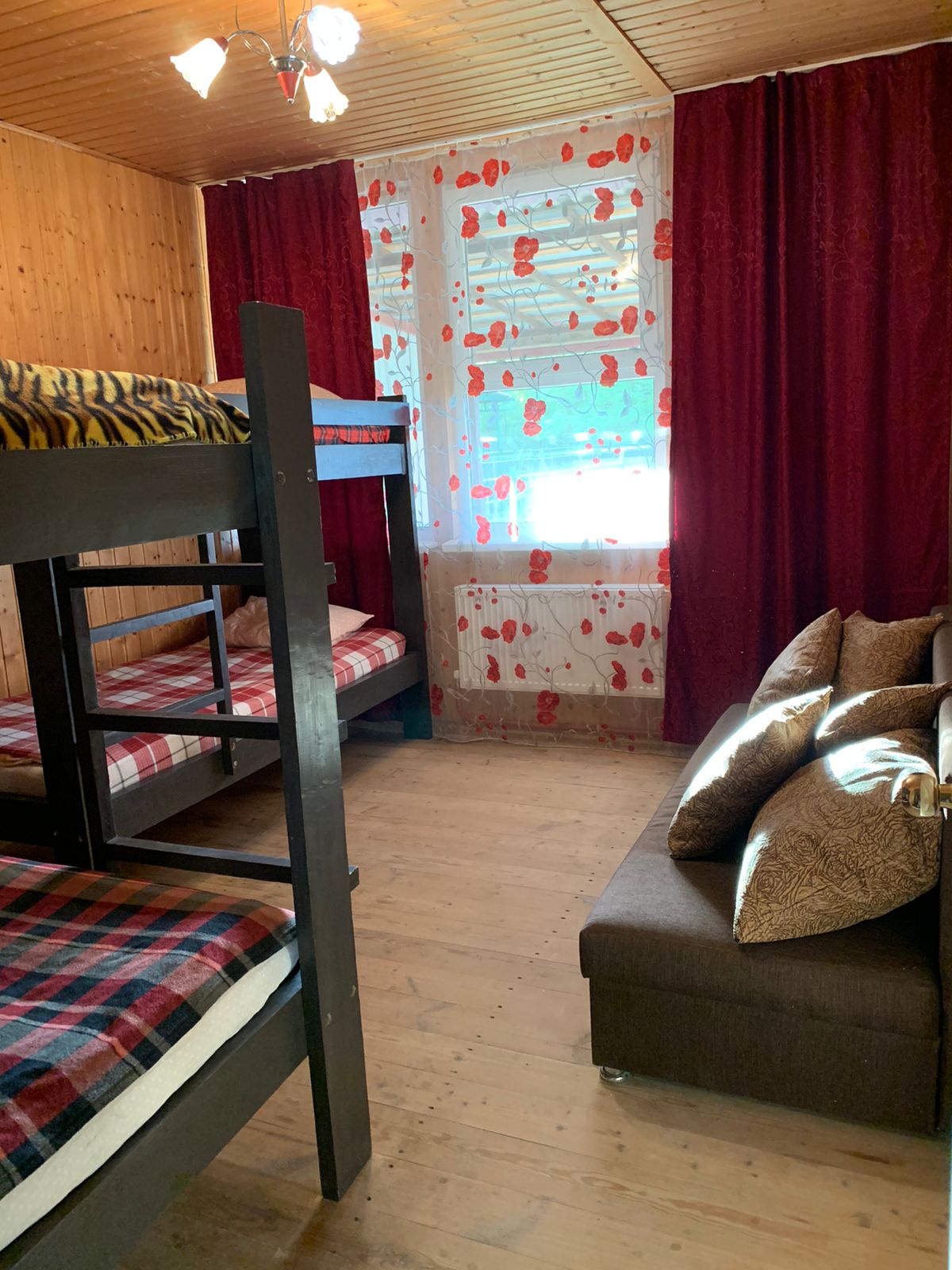 Фото Ален Хаус