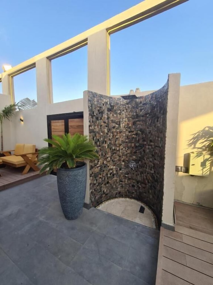 Фото Villa Bali Jeddah