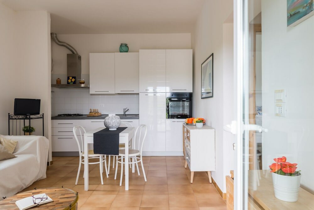 Фото Villa La Rondine con piscina