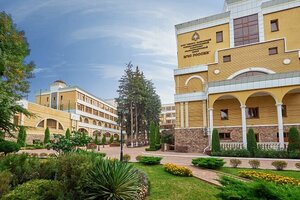 Медцентр, клиника Медицинский центр санатория МЧС, Кисловодск, фото