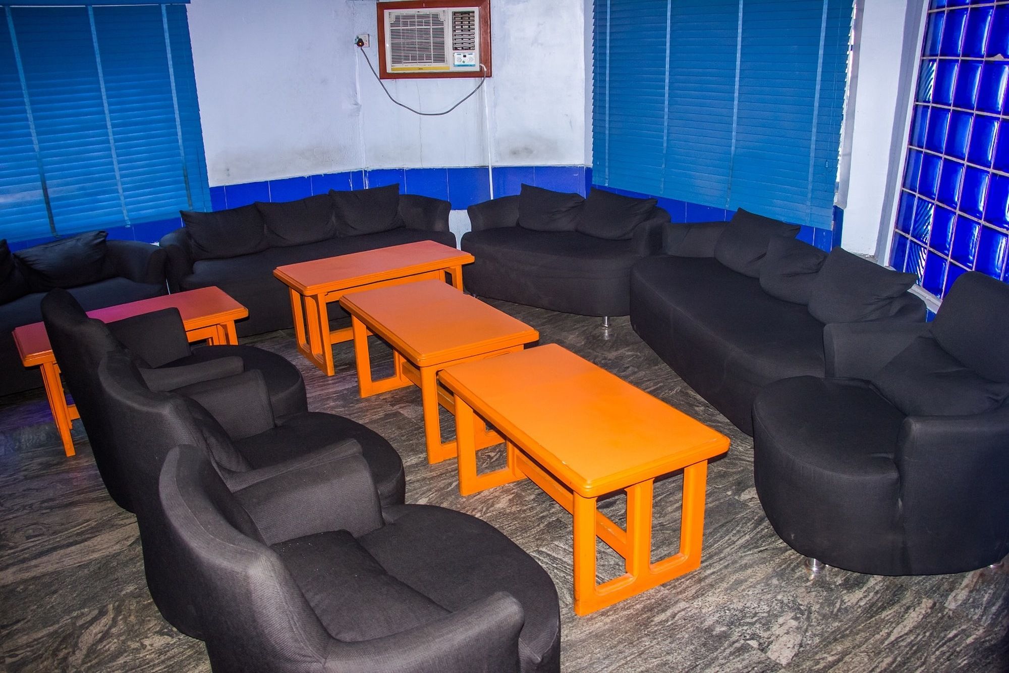 Фото Bluenest Hotel