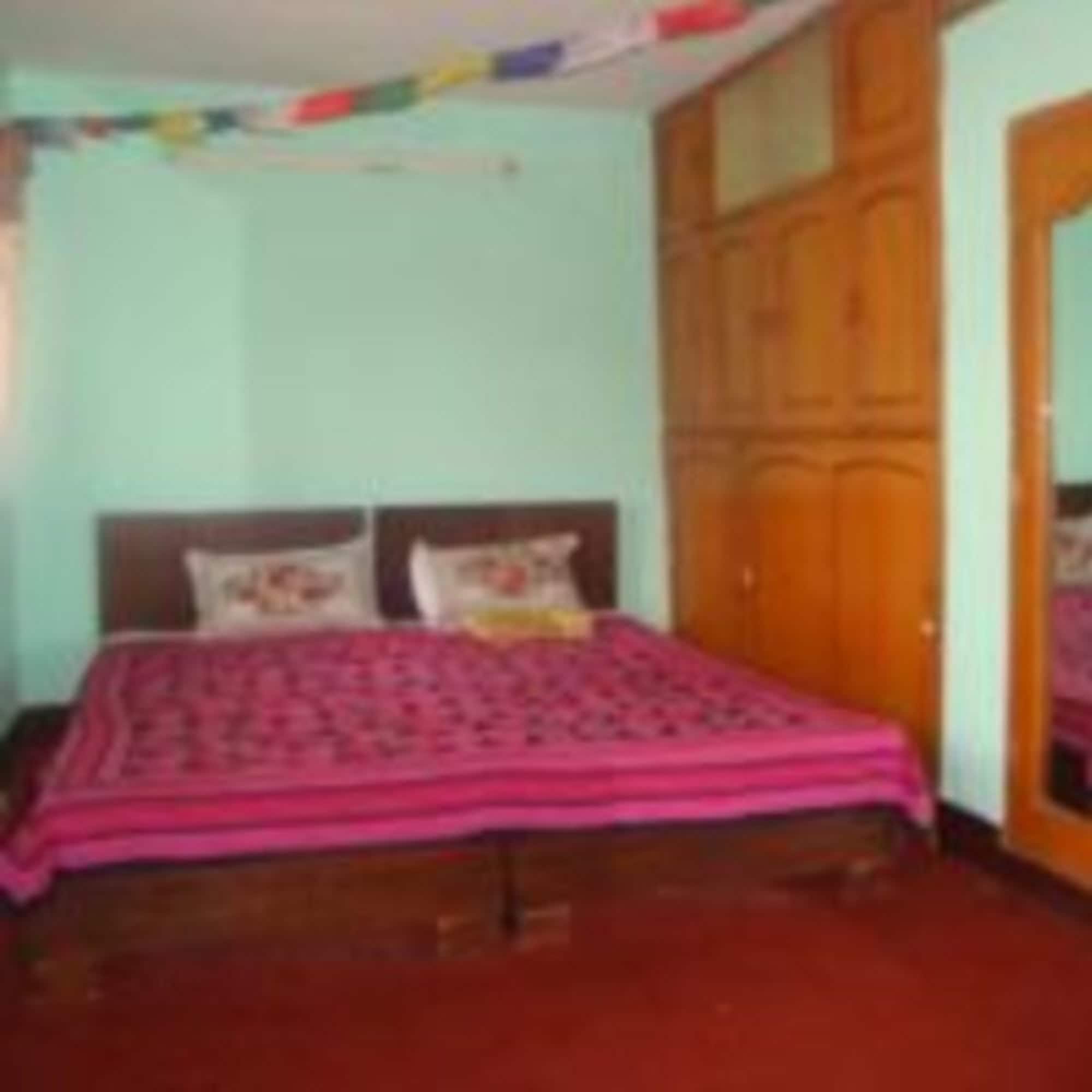 Фото The Nepali Hive