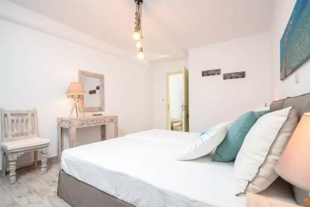 Фото Aerides Villas