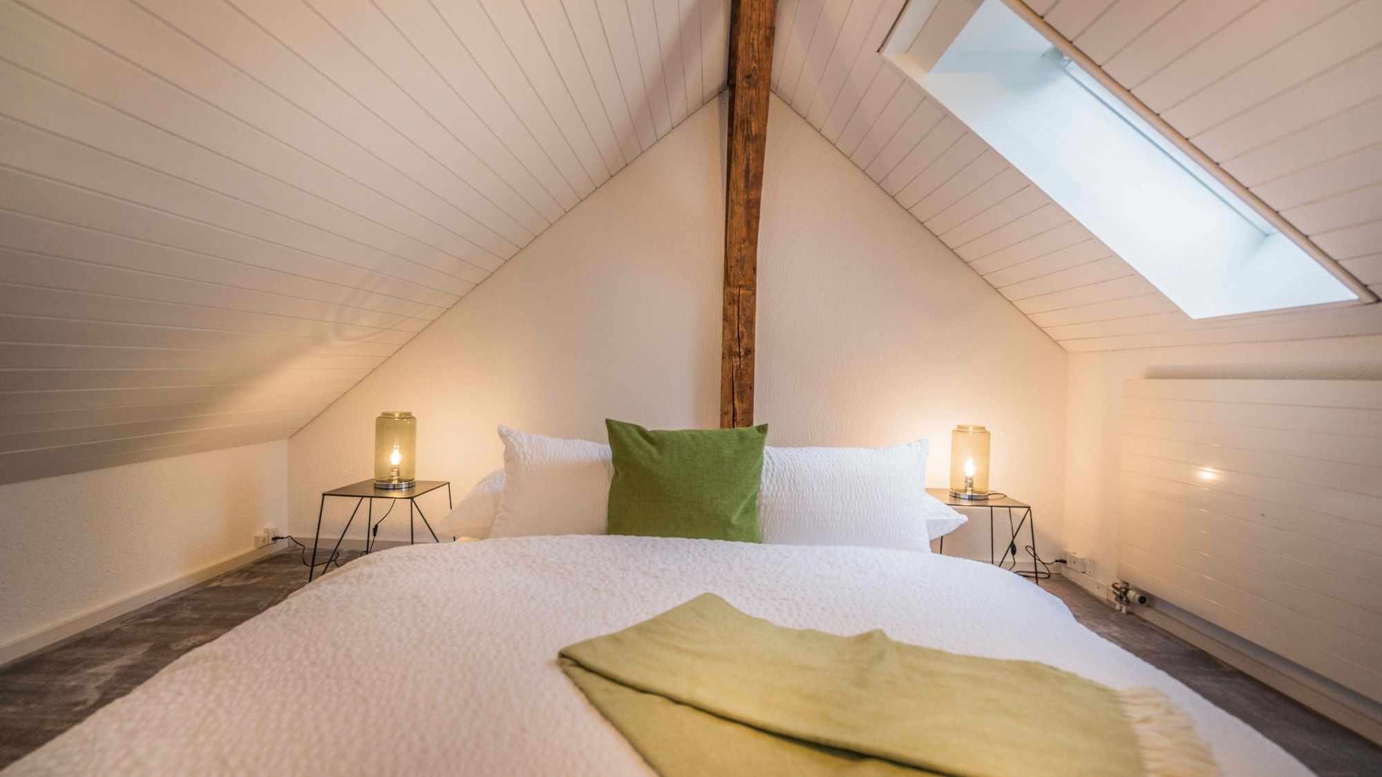 Фото Löwenplatz Apartment near Station by Airhome