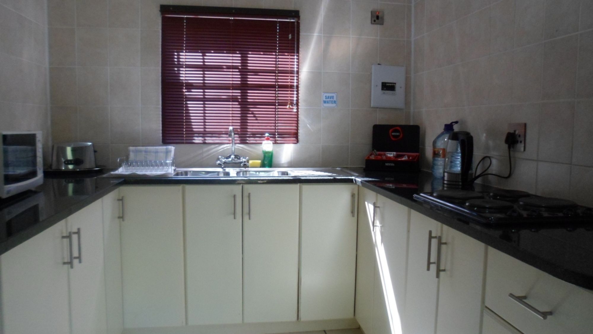 Фото Queness Inn