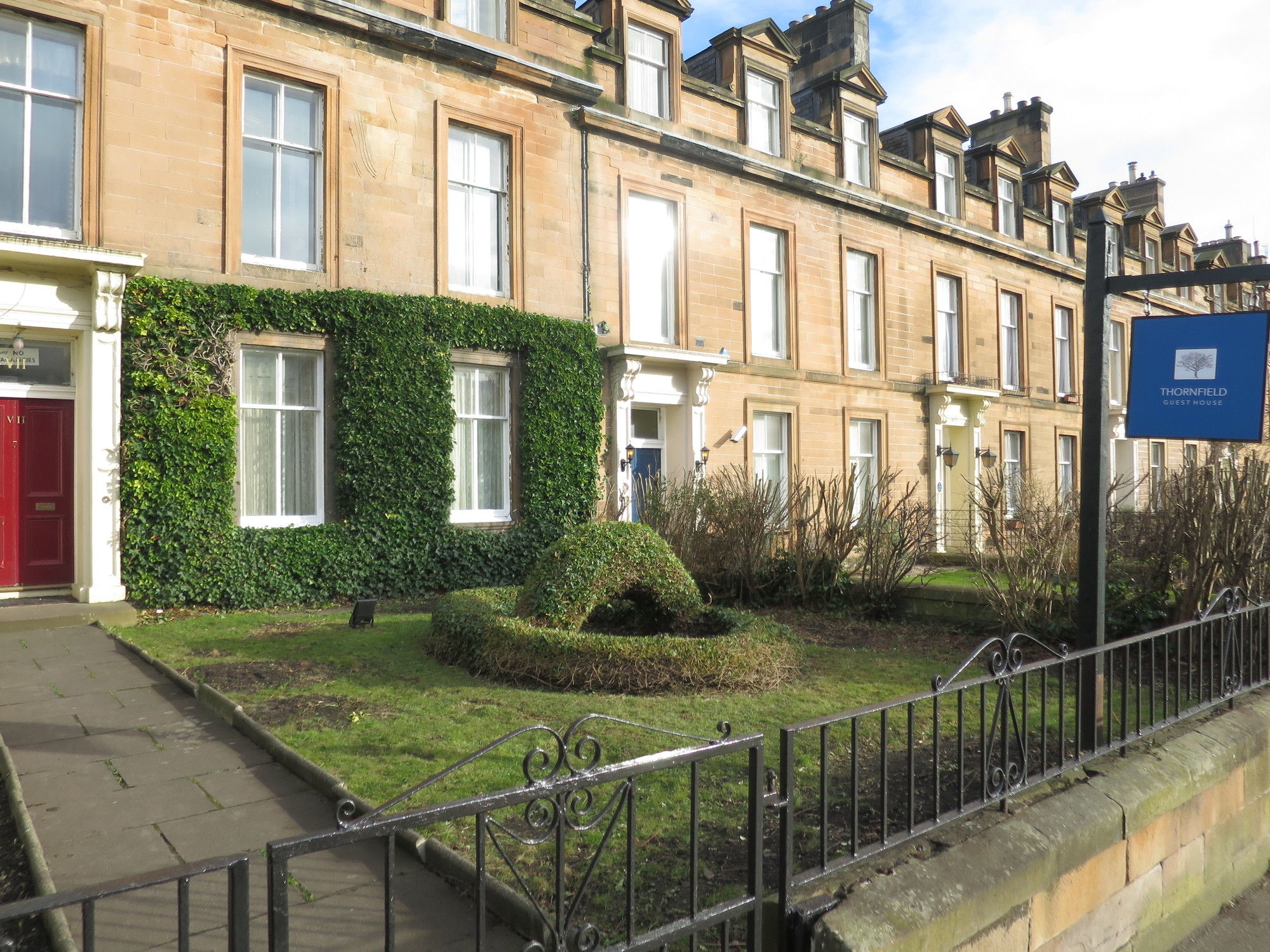 Фото Thornfield Guest House