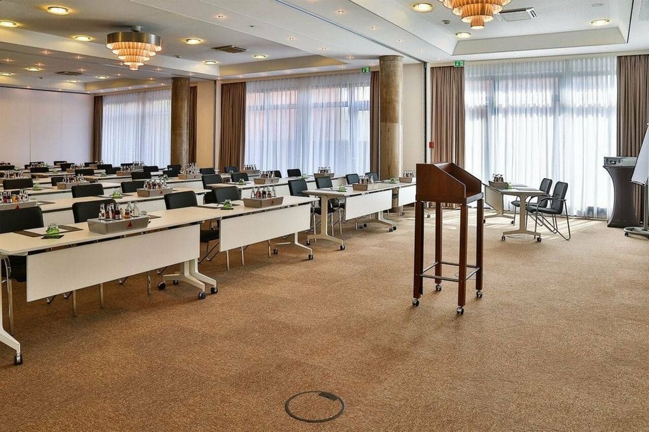 Фото Hotel Frankfurt Messe affiliated by Meliá