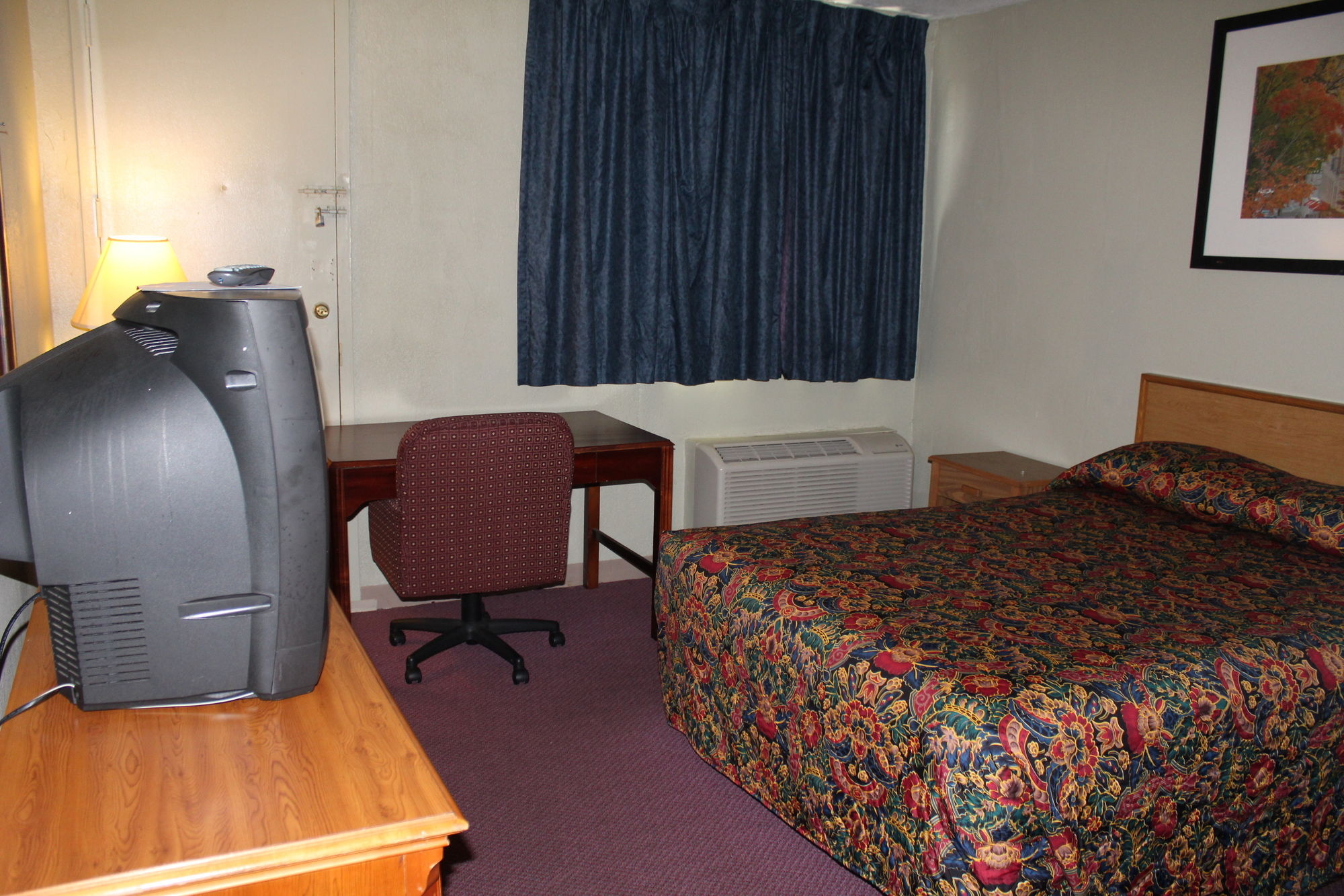 Фото Arrowhead Inn