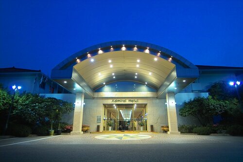 Гостиница Admiral Hotel в Кенсан-Намдо