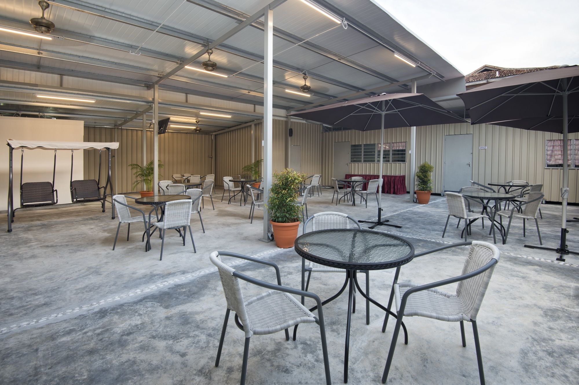 Фото Grand Swiss Hotel