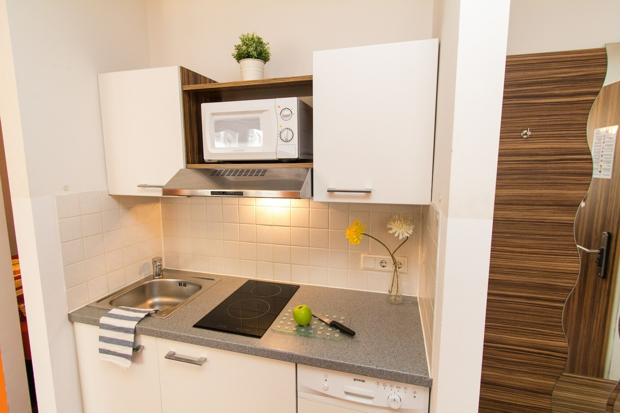 Фото Royal Living Apartments