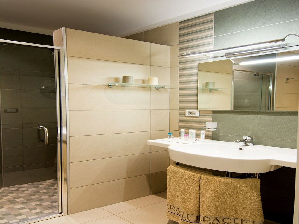 Фото Eracle Hotel