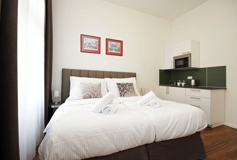 Фото Elizabeth Suites