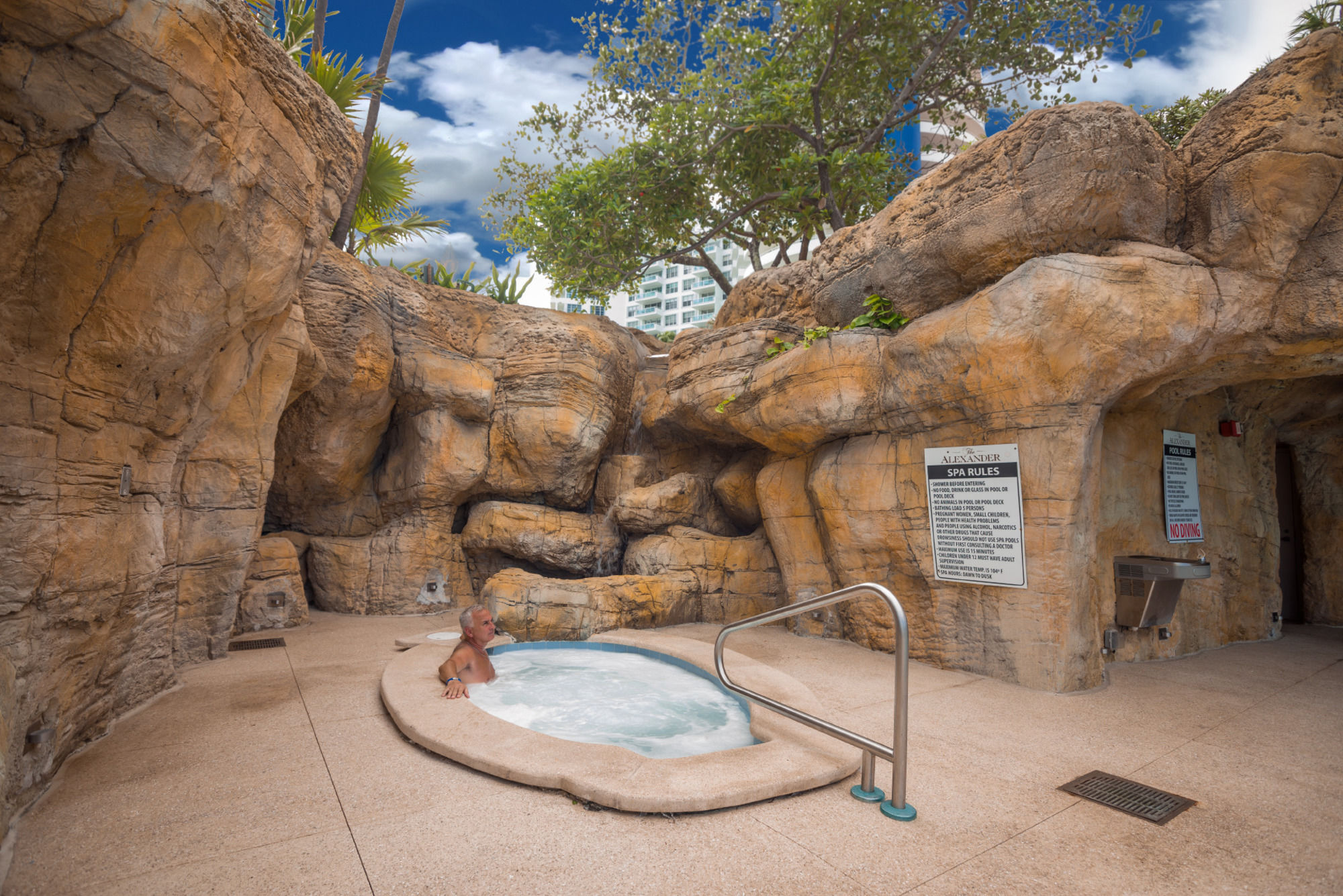 Фото Private Apartments by Vacations On Miami Beach