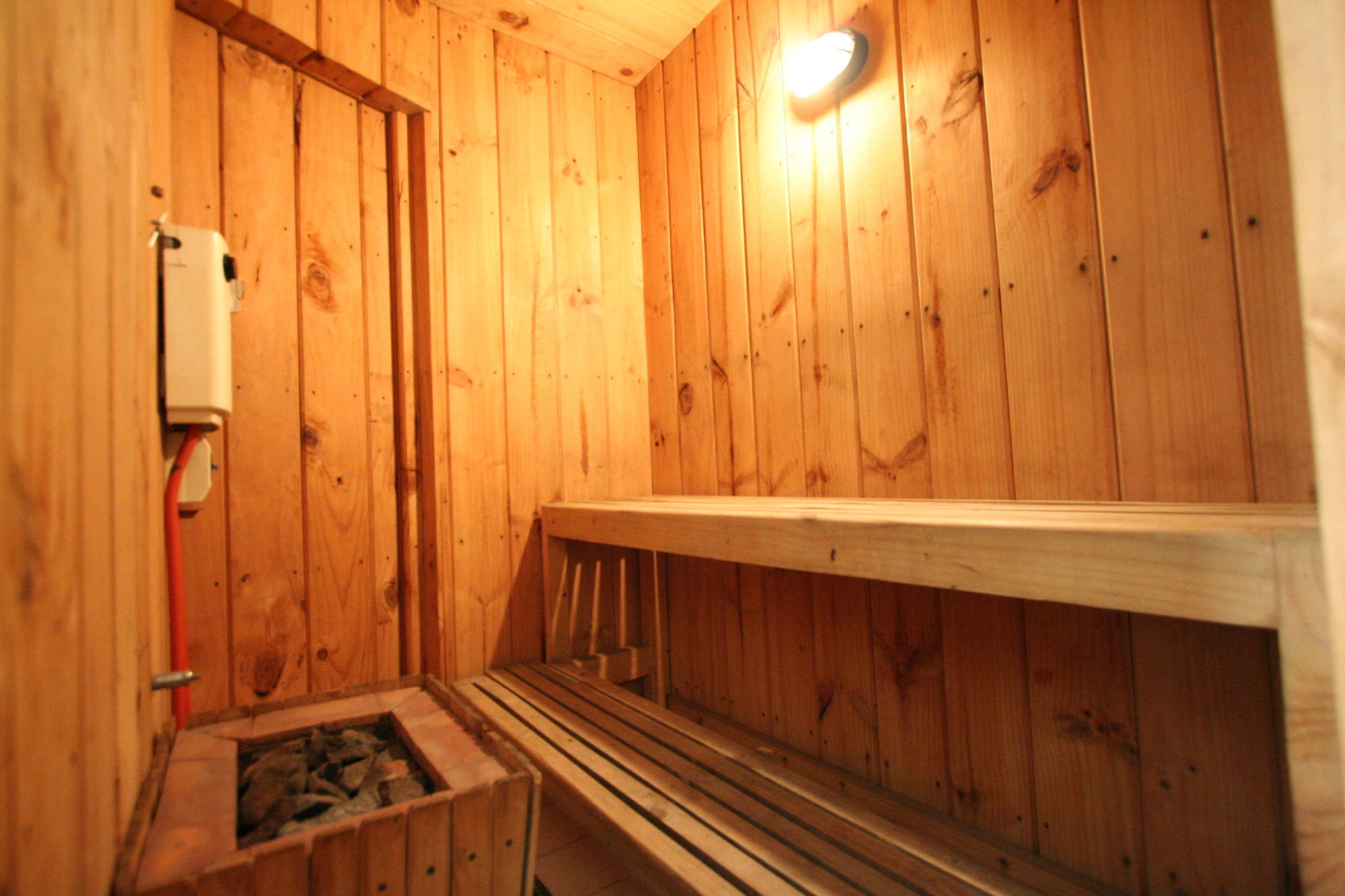 Фото Tropicana Suites