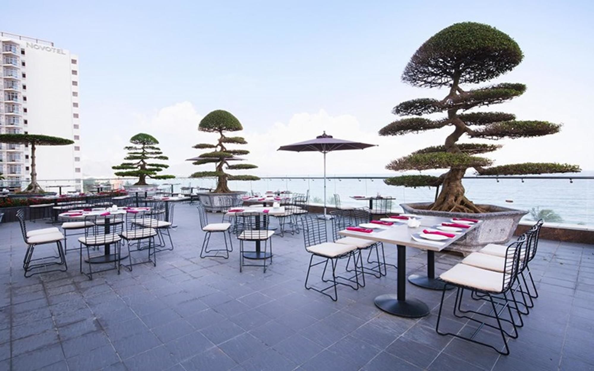 Фото Beach Front Apartment