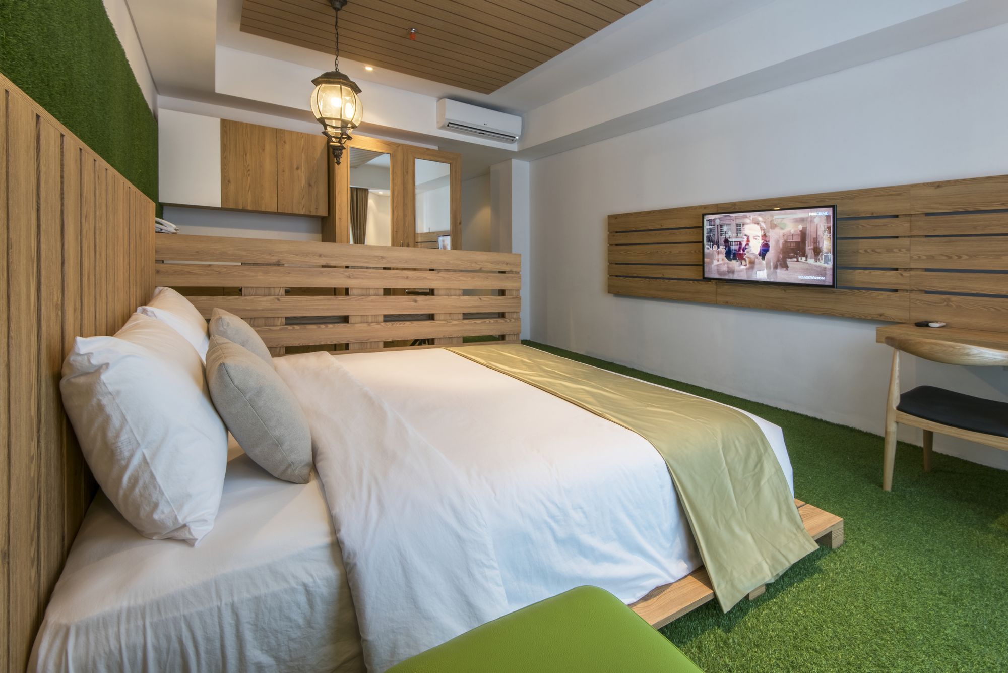 Фото Yan's House Hotel