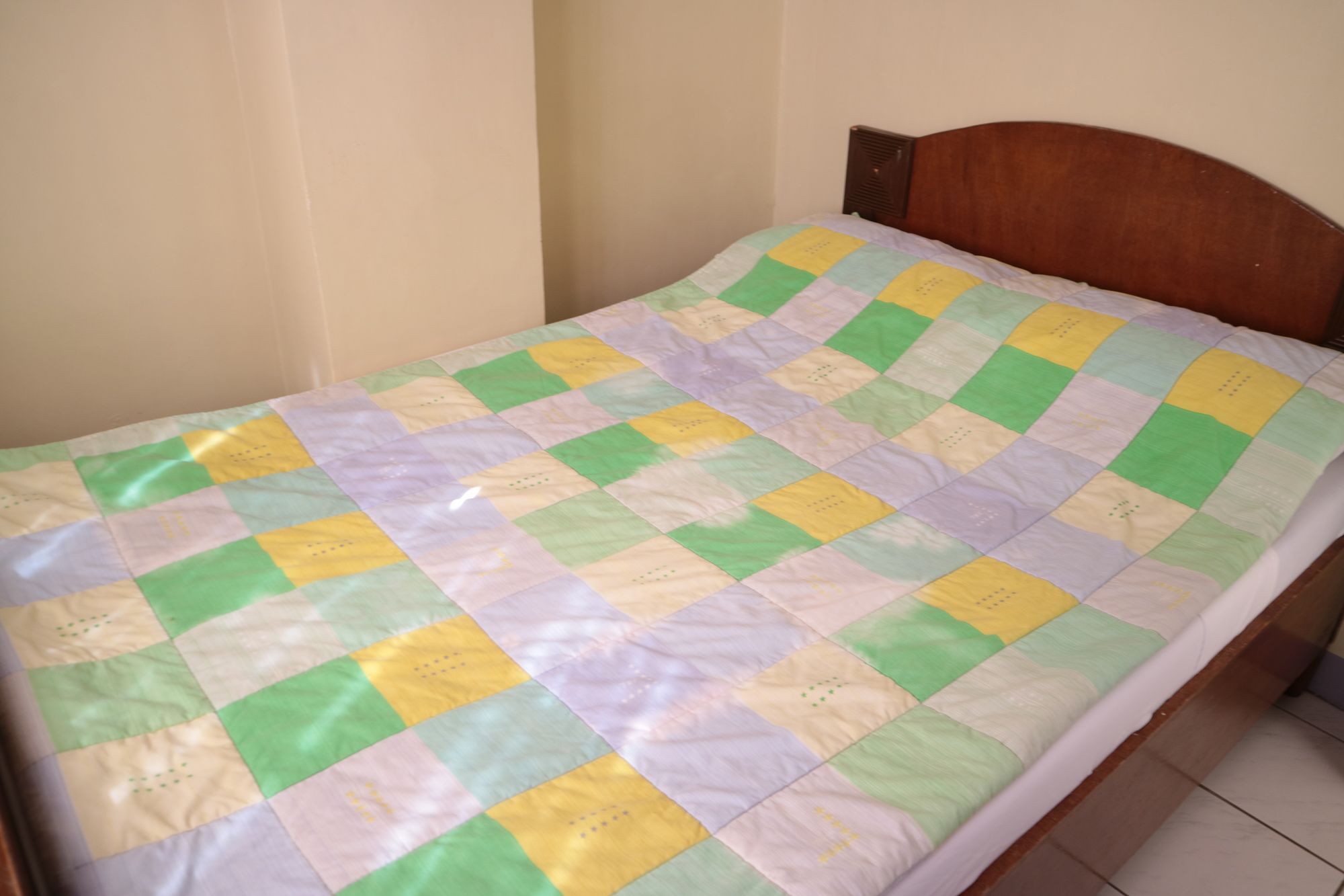 Фото Mellow Apartelle and Tourist Inn