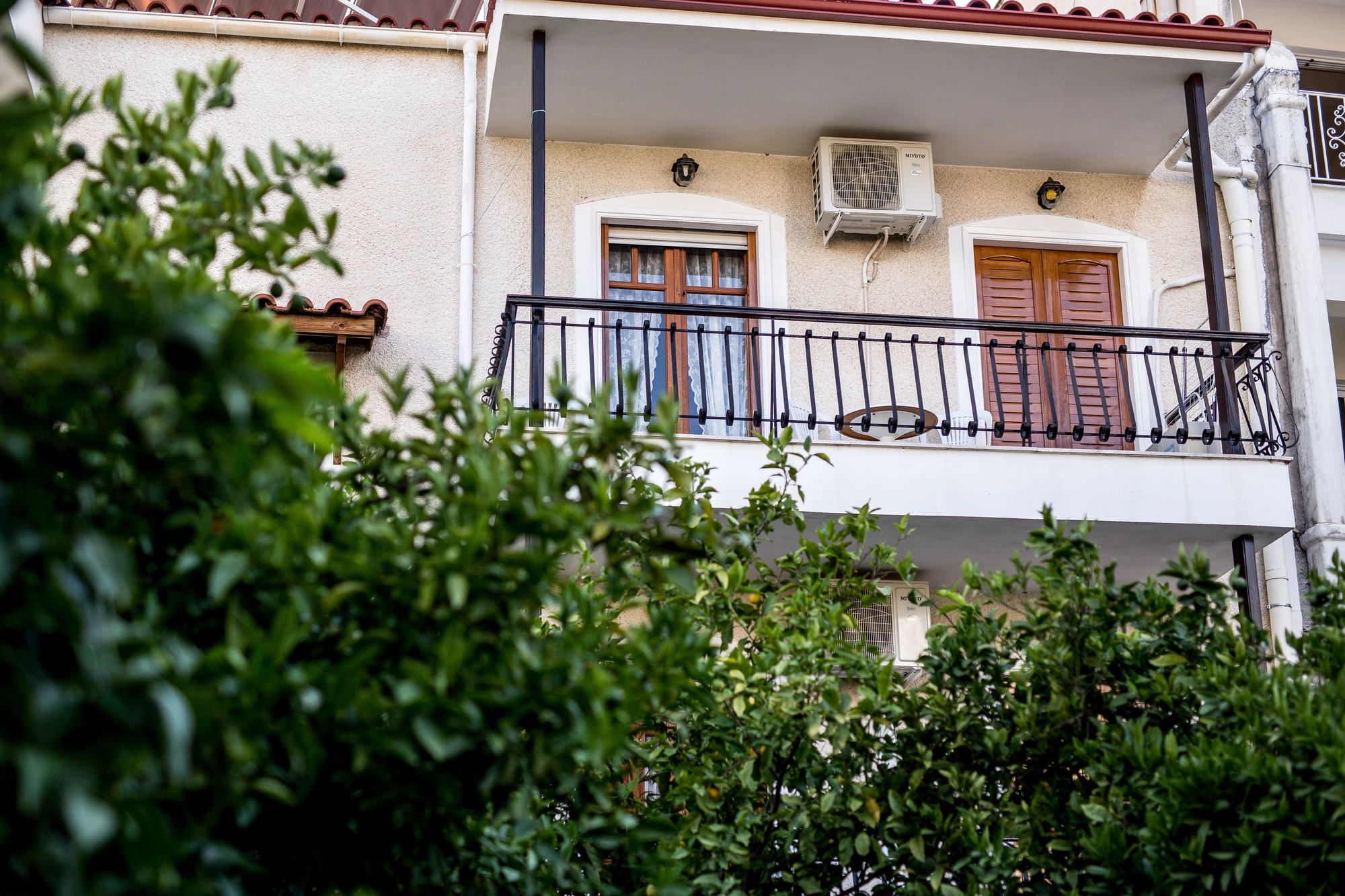 Фото Oasis Apartments