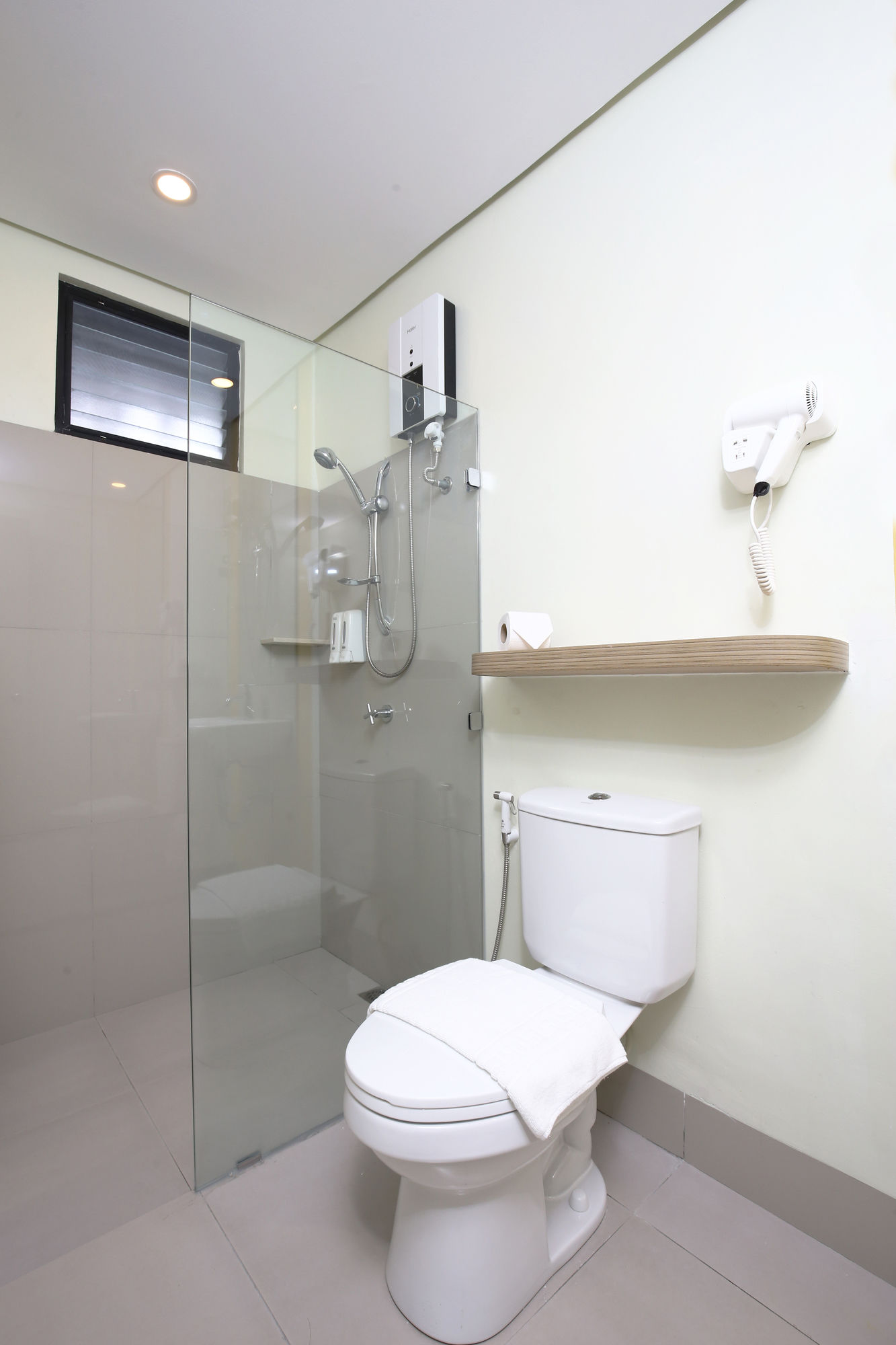 Фото Hop Inn Hotel Ermita Manila