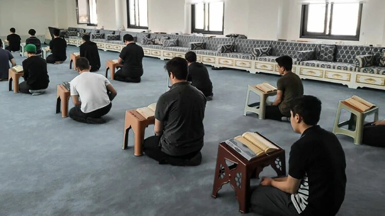 Public fund Hayrat International Memorization Association, Istanbul, photo