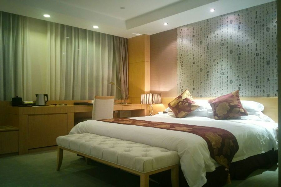 Фото Suzhou Sun Plaza Hotel