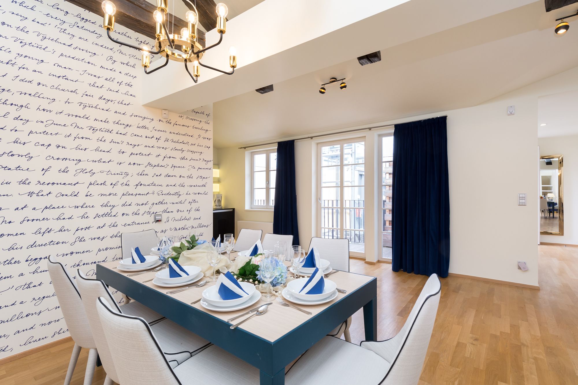 Фото Empirent Apartments Prague Castle