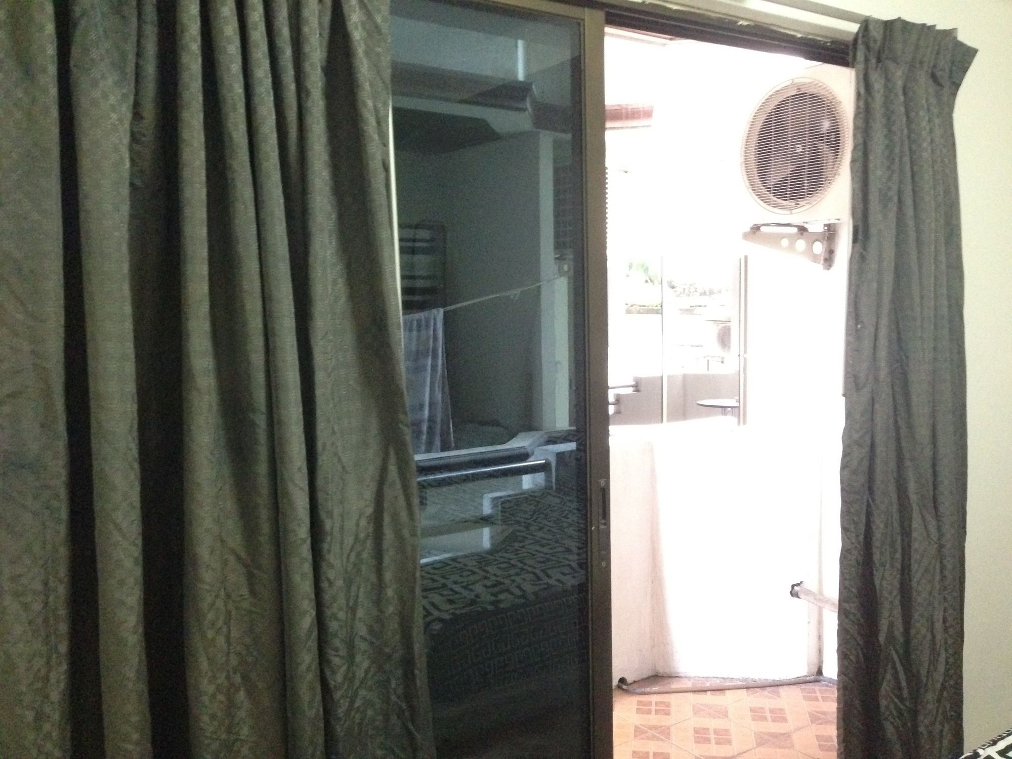 Фото Pizza 24 Guesthouse