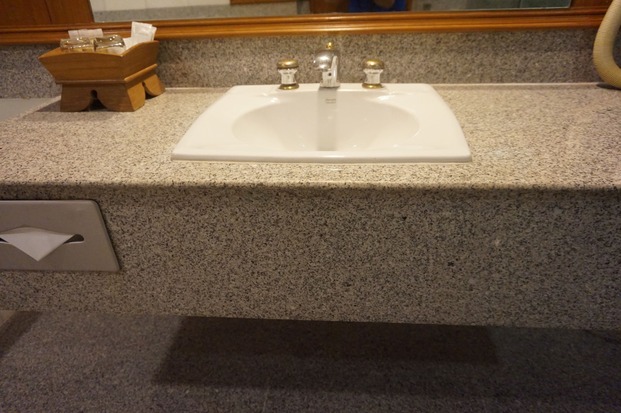 Фото Ban Chiang Hotel