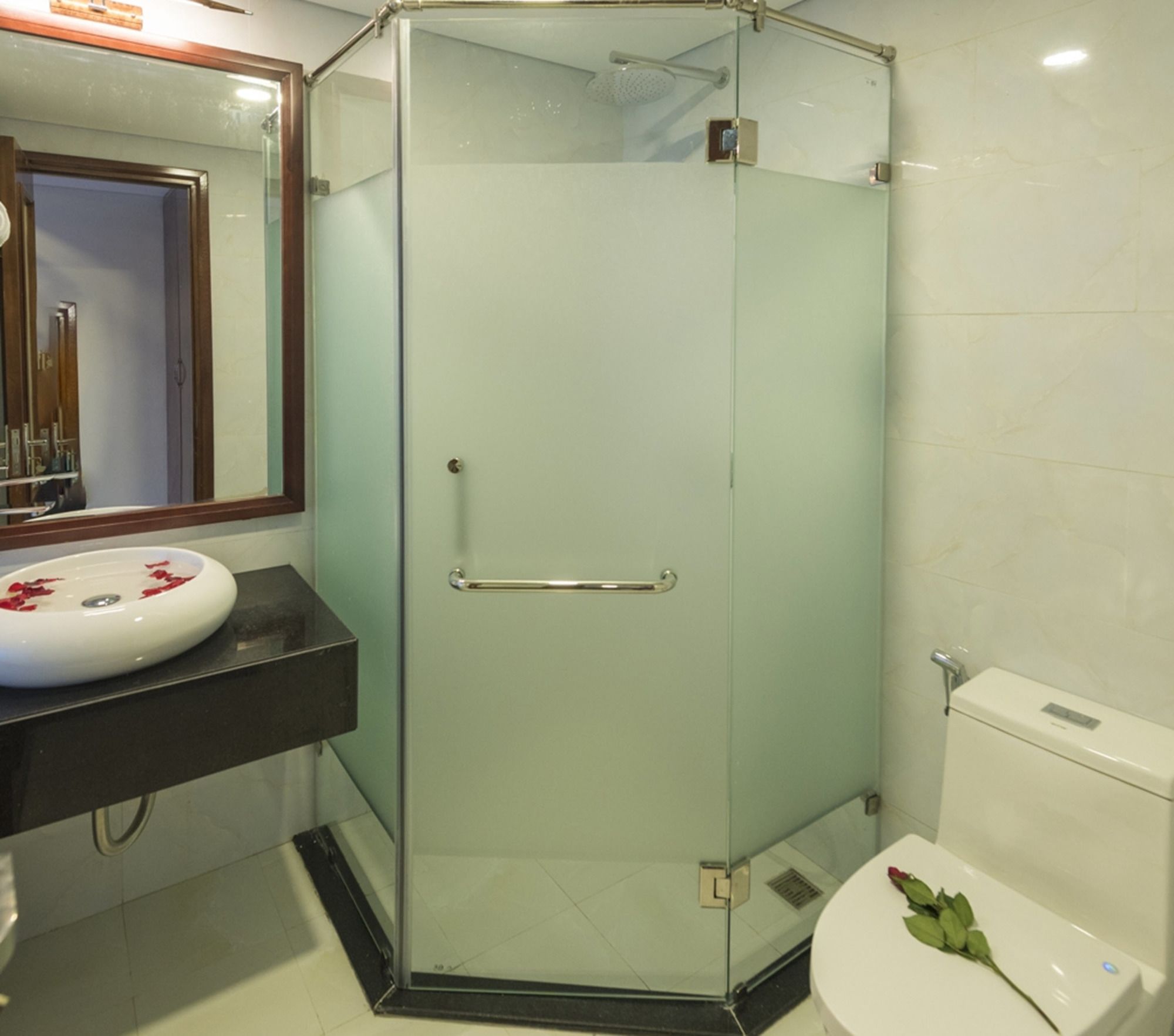 Фото Crystal Hotel