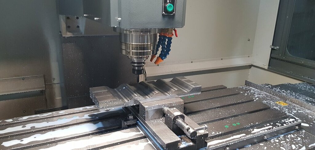 Metalware Yilmazoglu Machinery Mold Project, Ankara, photo