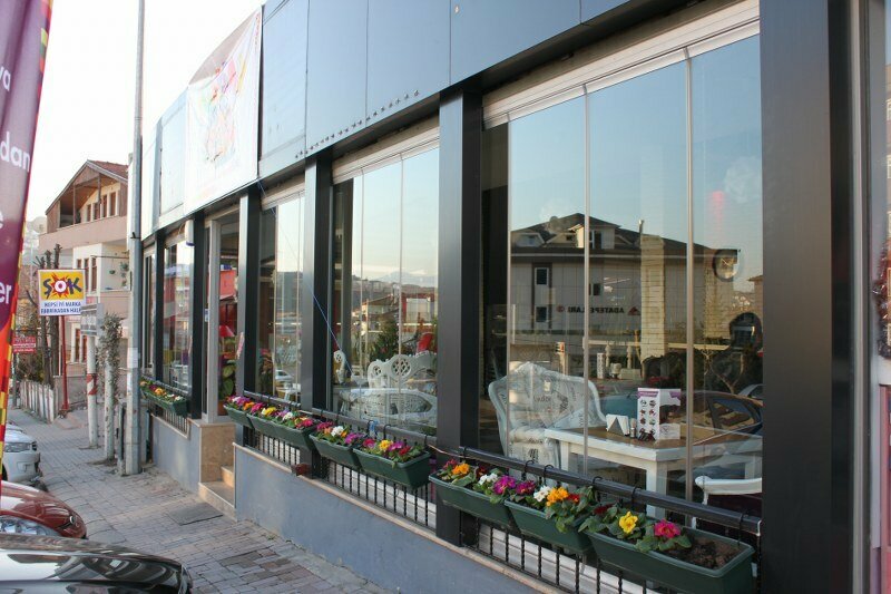 Glass workshop Sericam Group, Erenler, photo