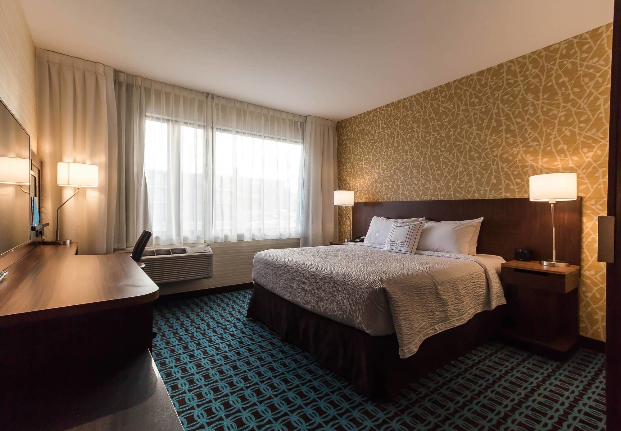 Фото отеля 2