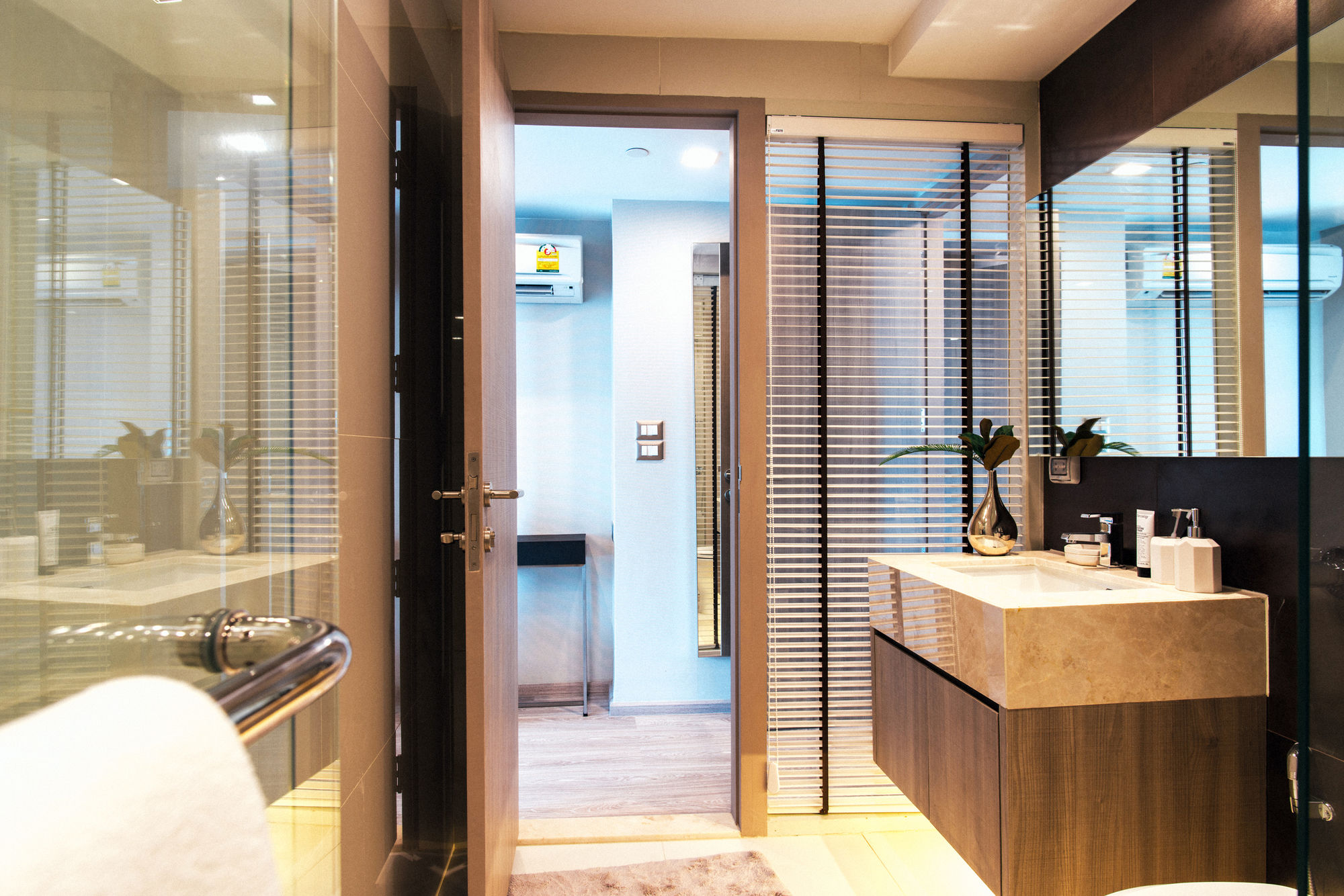 Фото Somerset Ekamai Bangkok