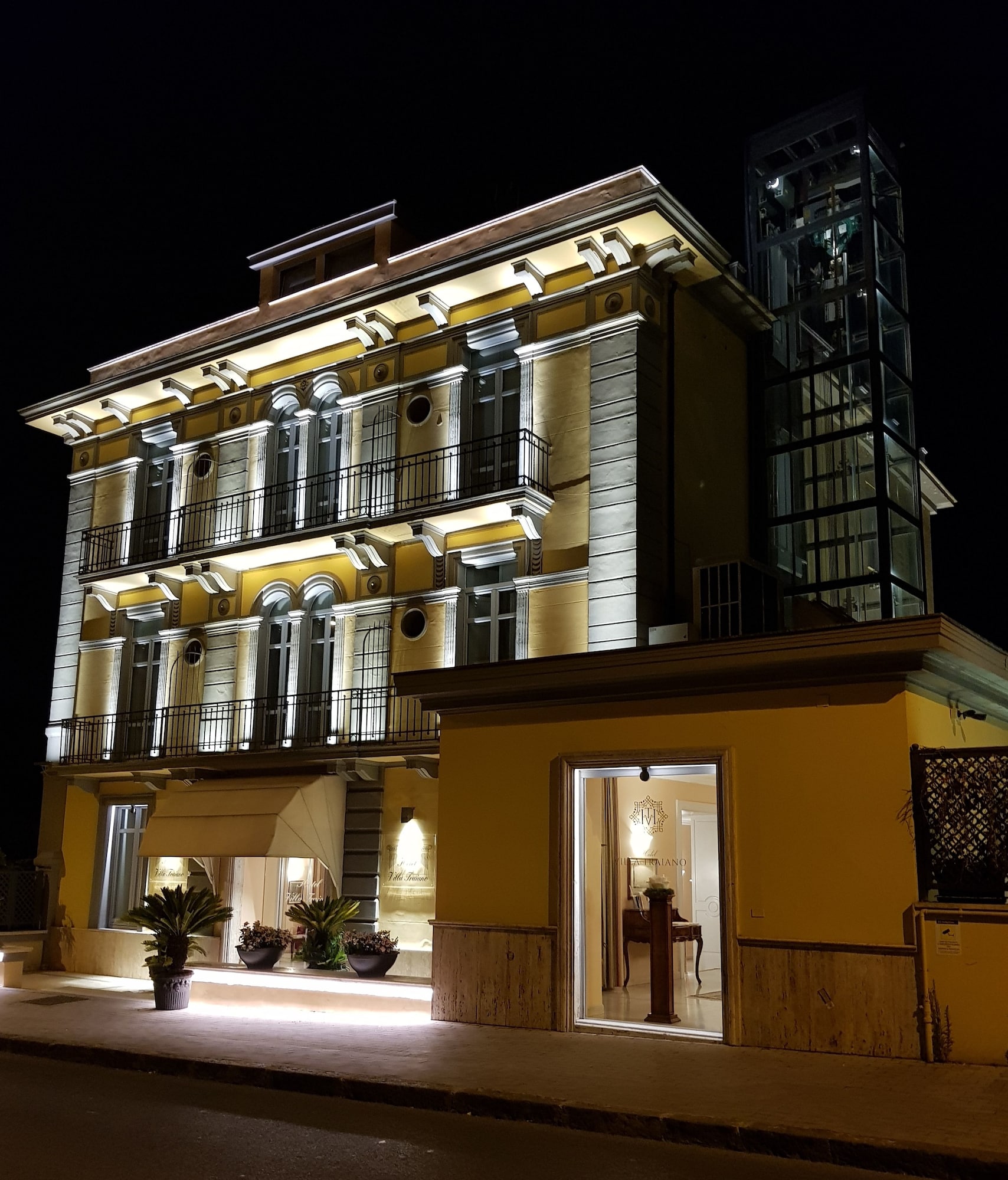 Фото Hotel Villa Traiano