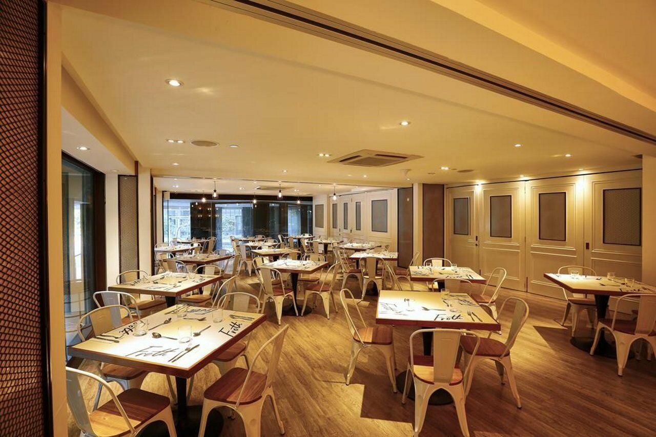 Фото Ascott Raffles Place Singapore