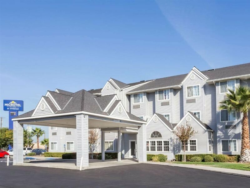 Фото Microtel Inn & Suites by Wyndham Modesto Ceres