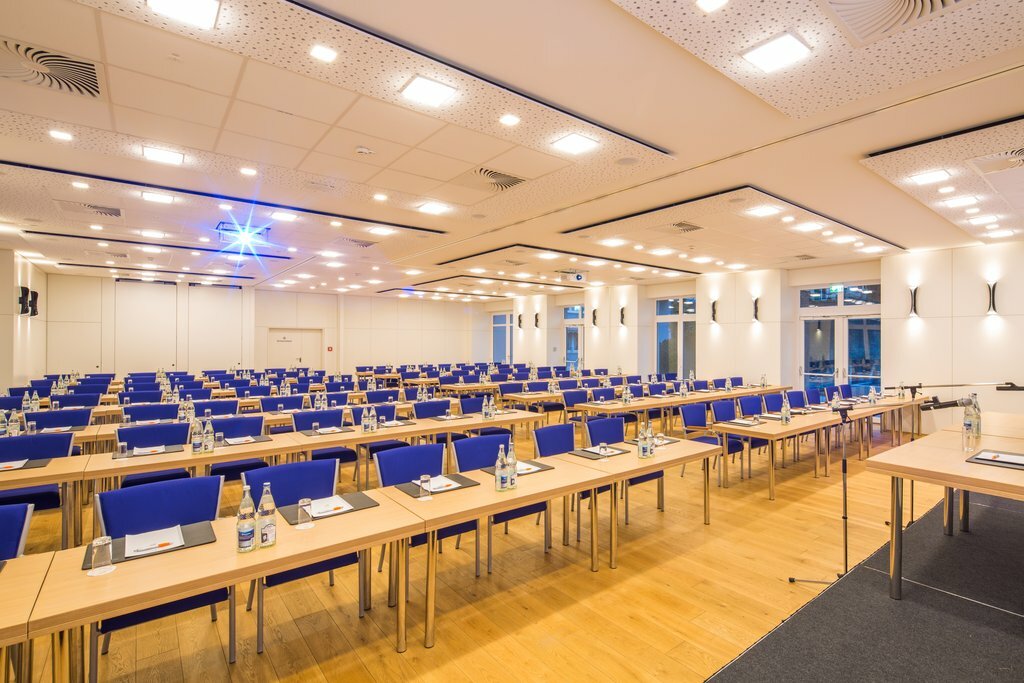 Фото Stadthotel Freiburg