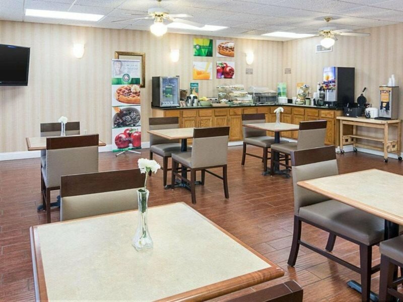 Фото Quality Inn Magnolia