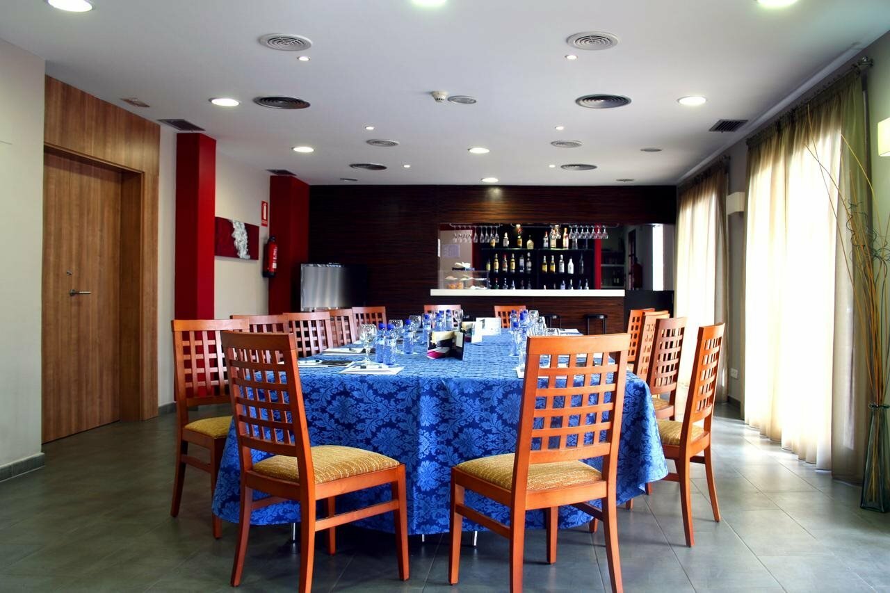 Фото Canal Olimpic Hotel