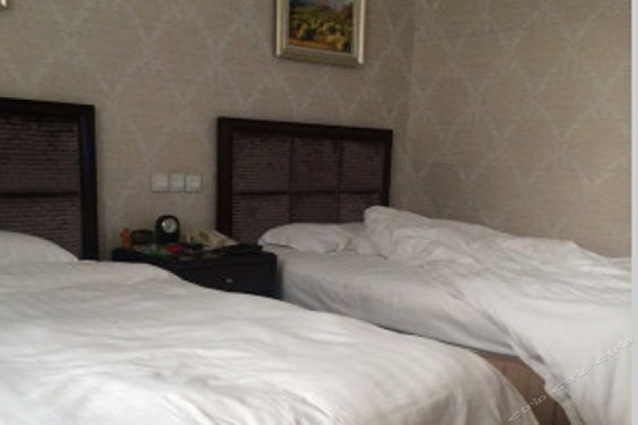 Фото Royal International Hotel