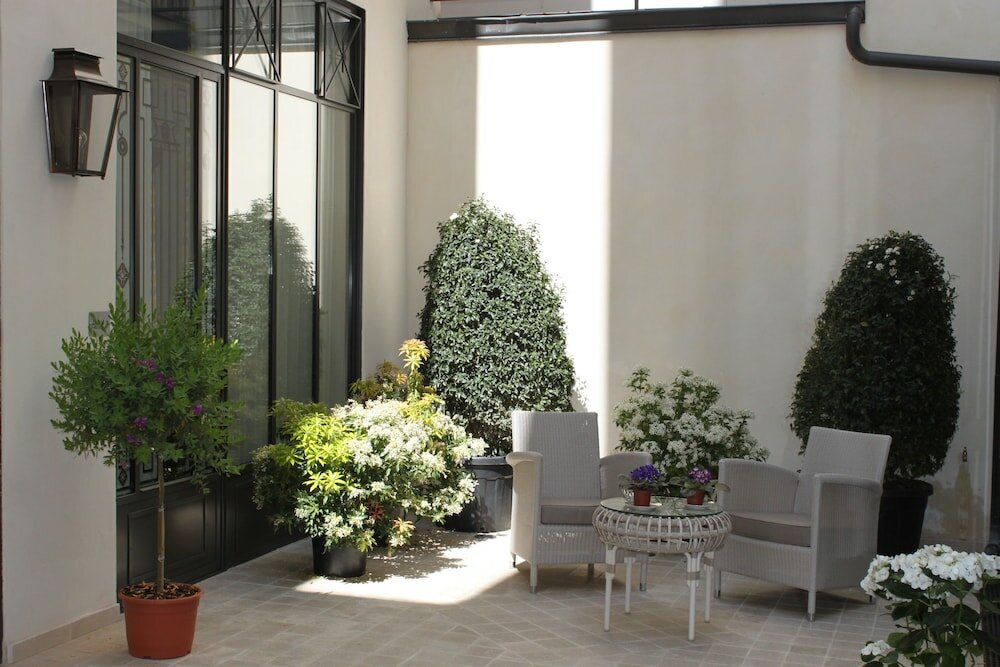 Фото My Home in Paris Hotel