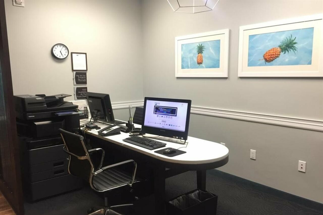 Фото Homewood Suites by Hilton Miami Airport West