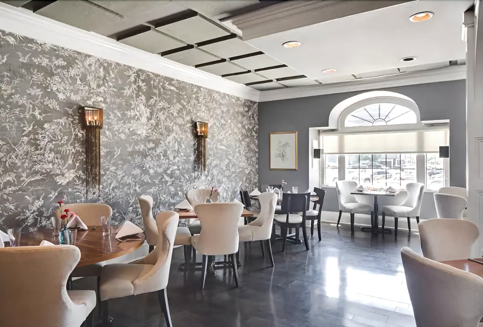 Фото The Sire Hotel Lexington, Tapestry Collection by Hilton