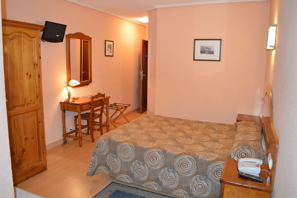 Фото Hotel San Glorio