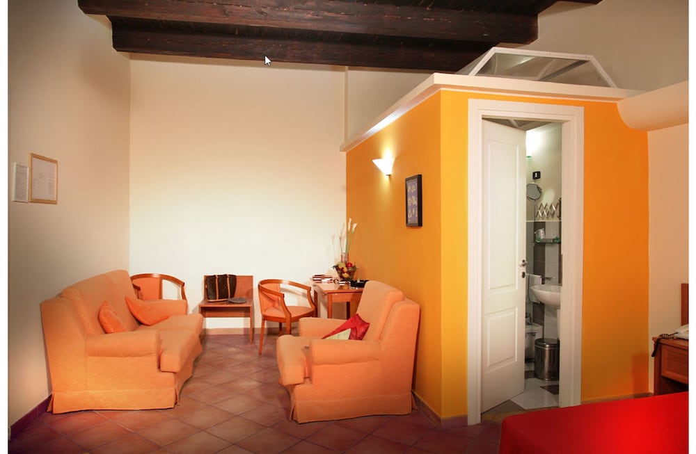 Фото Caravaggio Hotel