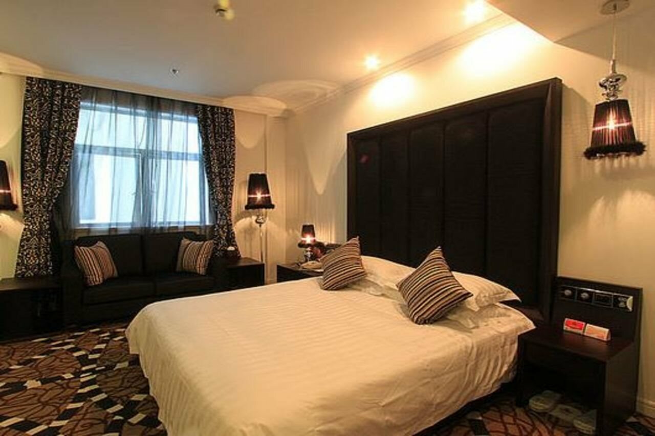 Фото Elegance Bund Hotel