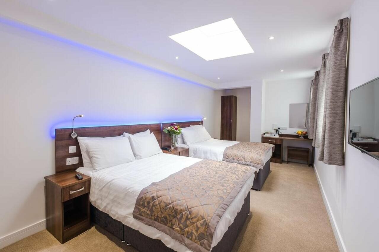 Фото Signature London